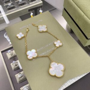 Van Cleef & Arpels Bracelet