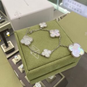 Van Cleef & Arpels Bracelet