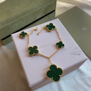 Van Cleef & Arpels Bracelet
