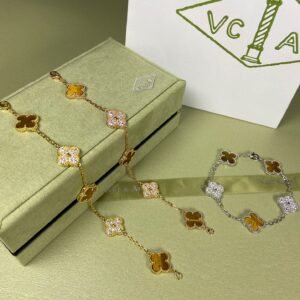 Van Cleef & Arpels Bracelet